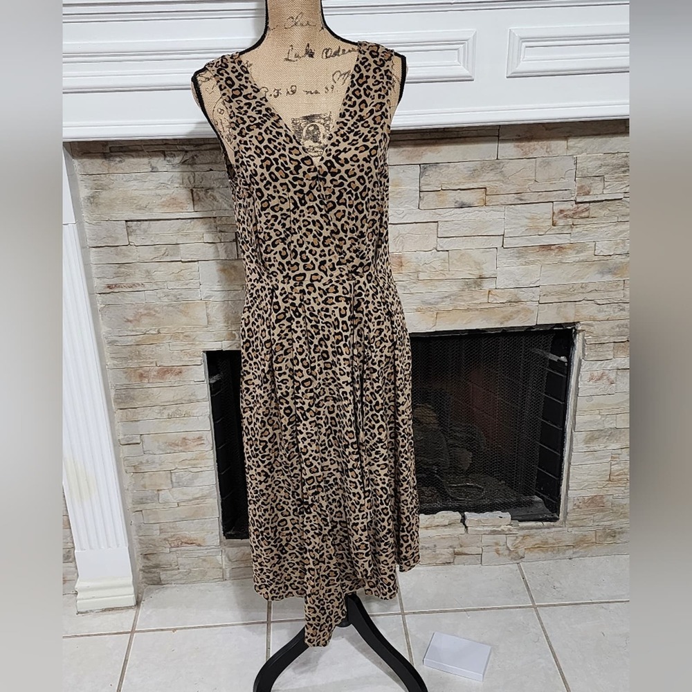 Beachlunchlounge leopard animal print boho Sleeveless midi dress size medium